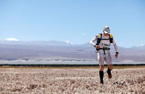 Michele Ufer beim Atacama Crossing Ultramarathon Michele Ufer beim Atacama Crossing Ultramarathon